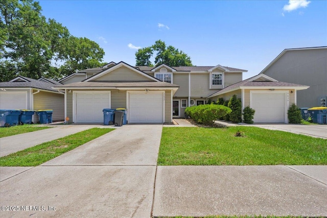 7632 Rain Forest Dr W, Jacksonville, FL 32277 - traditional-style house featuring a front yard and driveway