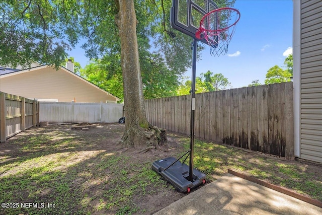7632 Rain Forest Dr W, Jacksonville, FL 32277 - view of fenced backyard