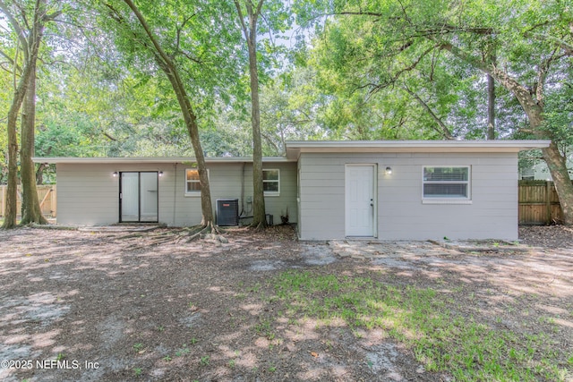 3349 Gilmore St, Jacksonville, FL 32205 - rear view of property