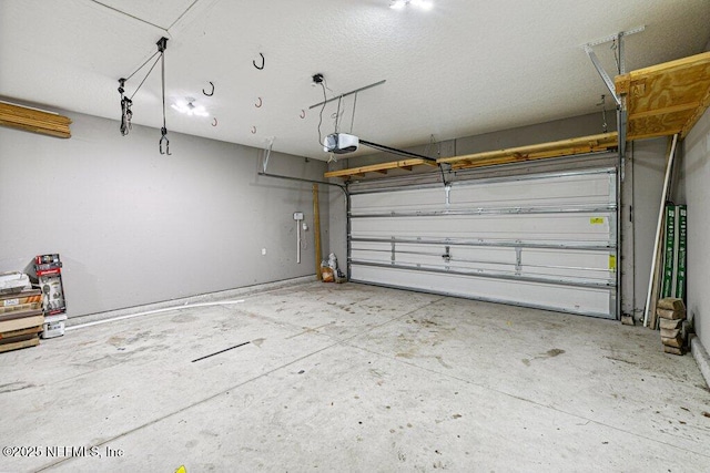 1103 Orchard Oriole Pl, Middleburg, FL 32068 - garage featuring a garage door opener
