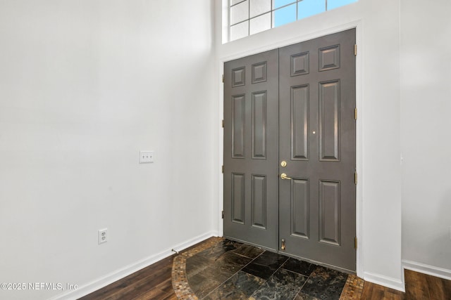 1020 Candlebark Dr, Jacksonville, FL 32225 - foyer with baseboards