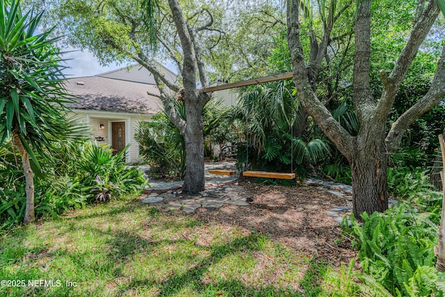 335 Sunrise Cir, Neptune Beach, FL 32266 - view of yard