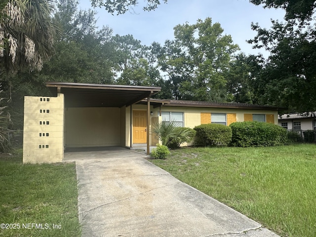 5032 Redstone Dr, Jacksonville, FL 32210 - photo 1