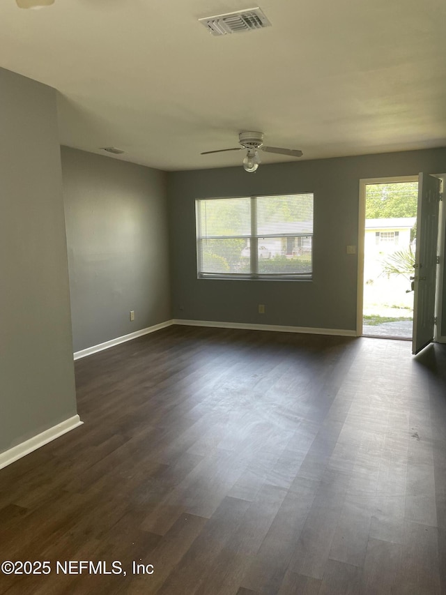 5032 Redstone Dr, Jacksonville, FL 32210 - photo 4