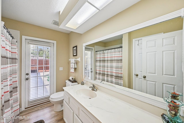 1400 Gibralter Ln, Fleming Island, FL 32003 - full bath featuring wood finished floors and vanity