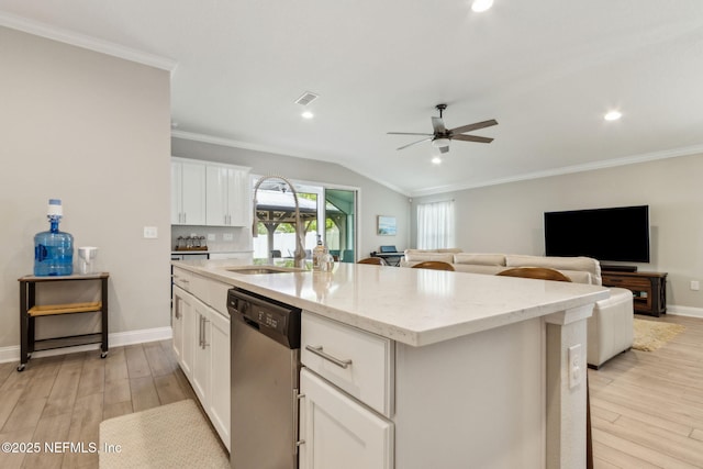 83316 Chapel Ct, Fernandina Beach, FL 32034 - kitchen featuring stainless steel dishwasher, a ceiling fan, open floor plan, light wood-style flooring, and ornamental molding