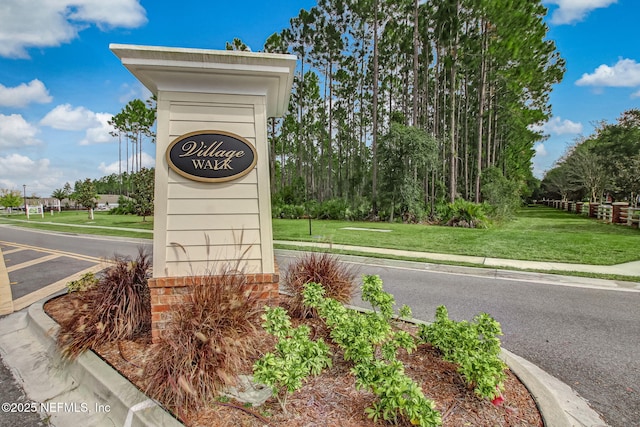 83316 Chapel Ct, Fernandina Beach, FL 32034 - community / neighborhood sign featuring a lawn