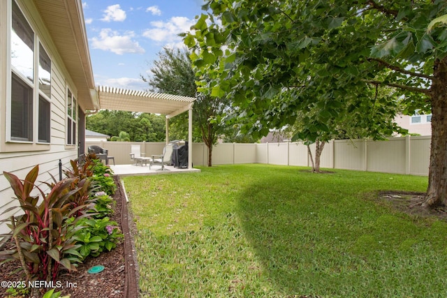 2972 Laurel Springs Dr, Green Cove Springs, FL 32043 - fenced backyard with a patio area and a pergola