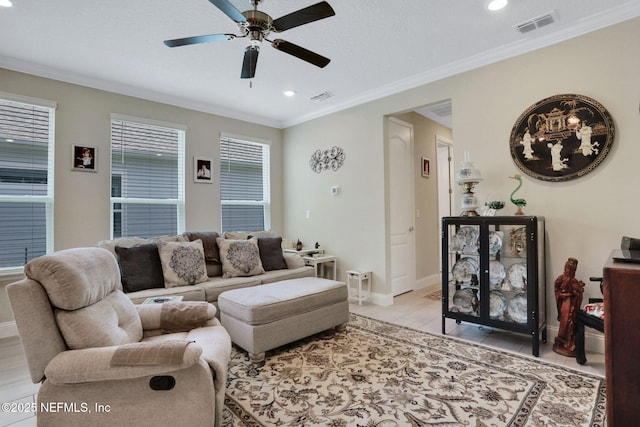 363 Latrobe Ave, Saint Augustine, FL 32095 - living area featuring ceiling fan, crown molding, and recessed lighting