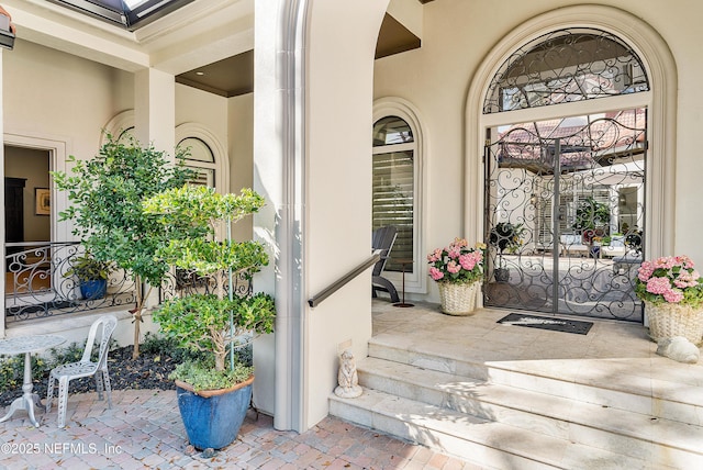112 Harbourmaster Ct, Ponte Vedra Beach, FL 32082 - entrance to property with stucco siding and covered porch