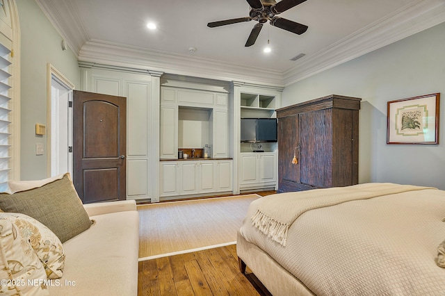 112 Harbourmaster Ct, Ponte Vedra Beach, FL 32082 - bedroom with ornamental molding, hardwood / wood-style flooring, ceiling fan, and recessed lighting