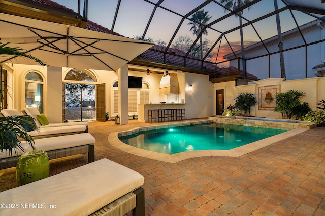 112 Harbourmaster Ct, Ponte Vedra Beach, FL 32082 - swimming pool with a patio area, a lanai, and a ceiling fan