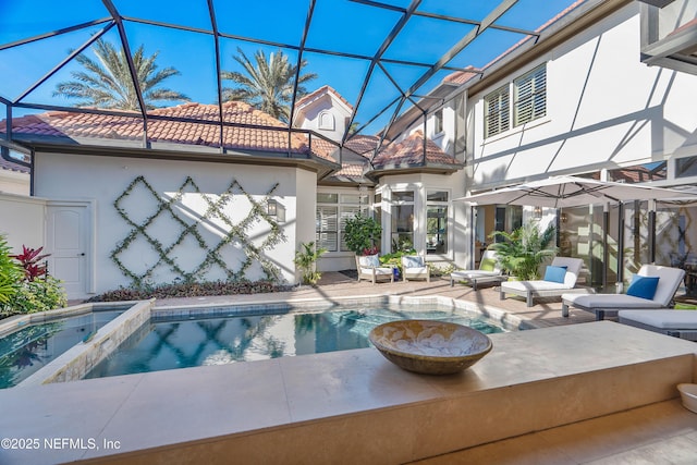112 Harbourmaster Ct, Ponte Vedra Beach, FL 32082 - view of pool with a pool with connected hot tub, a patio, and glass enclosure