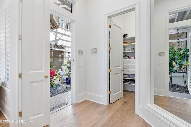 112 Harbourmaster Ct, Ponte Vedra Beach, FL 32082 - entrance foyer featuring light wood-style floors