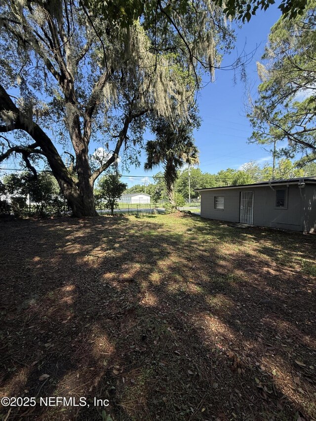 6531 Restlawn Dr, Jacksonville, FL 32208 - photo 5