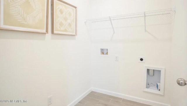 2769 Seasons Rd, Green Cove Springs, FL 32043 - laundry room with electric dryer hookup and hookup for a washing machine