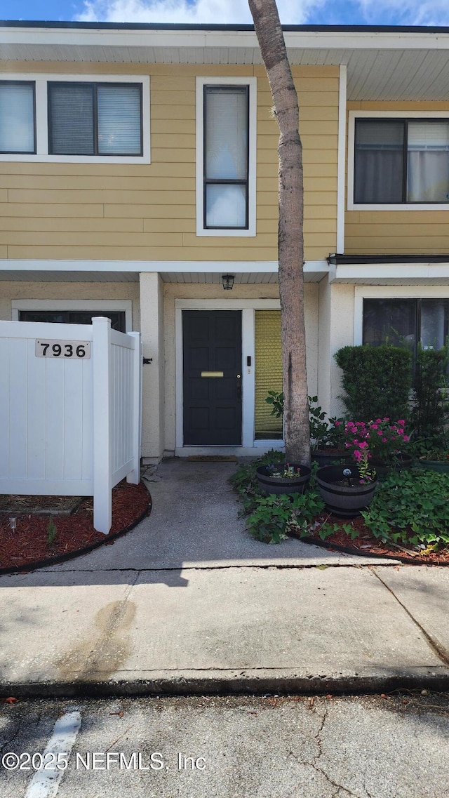 7936 Los Robles Ct Unit 7936, Jacksonville, FL 32256 - photo 1