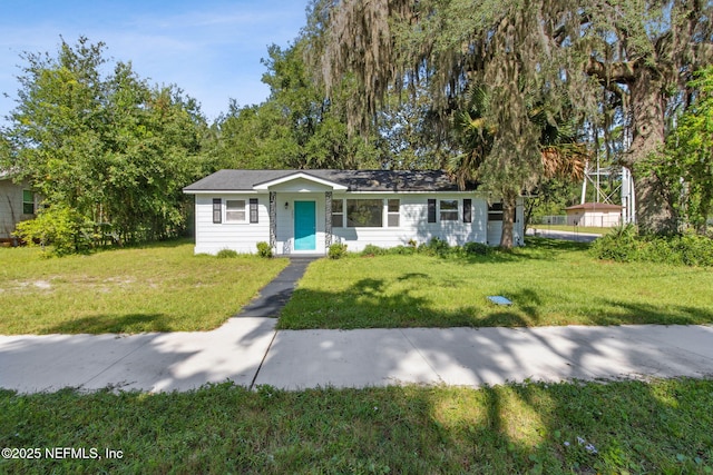 203 Highland Ave S, Green Cove Springs, FL 32043 - photo 2