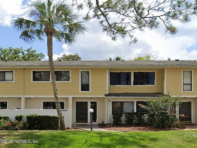 7902 Los Robles Ct, Jacksonville, FL 32256 - photo 1