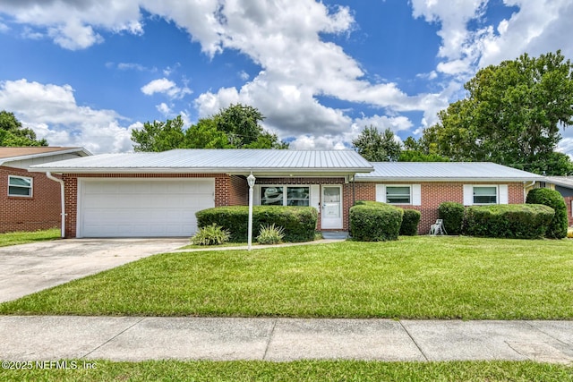 211 Dogwood Ln, Palatka, FL 32177 - photo 1