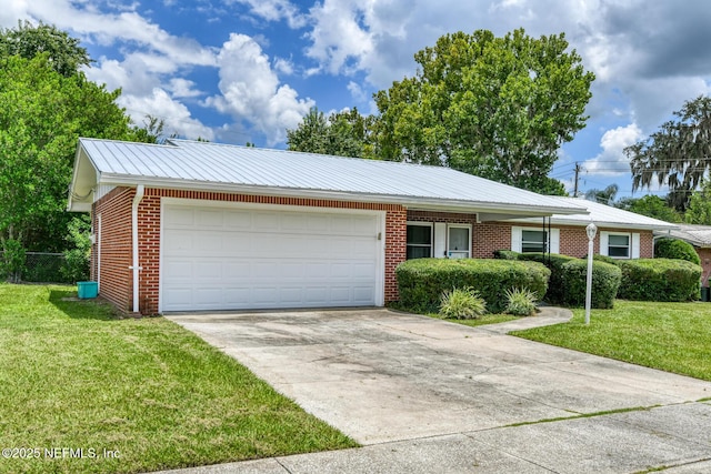 211 Dogwood Ln, Palatka, FL 32177 - photo 3