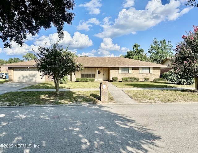 4075 Greenwillow Ln W, Jacksonville, FL 32277 - photo 1