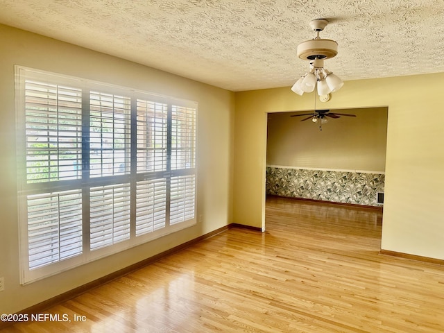 4075 Greenwillow Ln W, Jacksonville, FL 32277 - photo 3