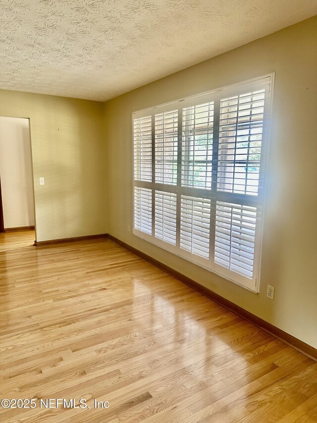 4075 Greenwillow Ln W, Jacksonville, FL 32277 - photo 12