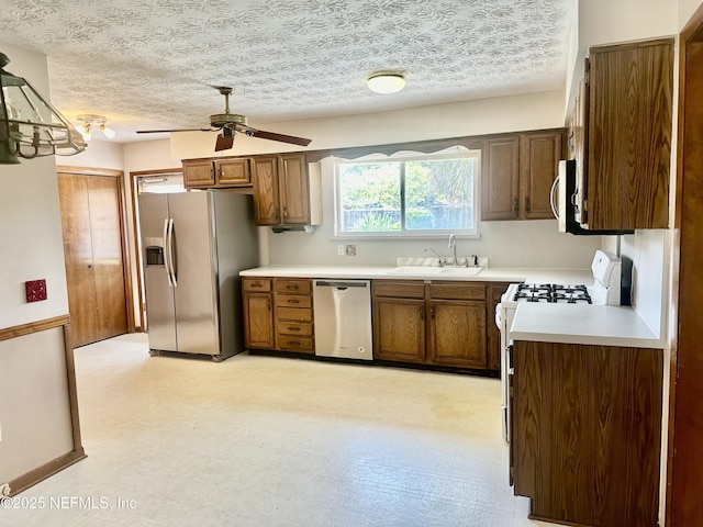 4075 Greenwillow Ln W, Jacksonville, FL 32277 - photo 2