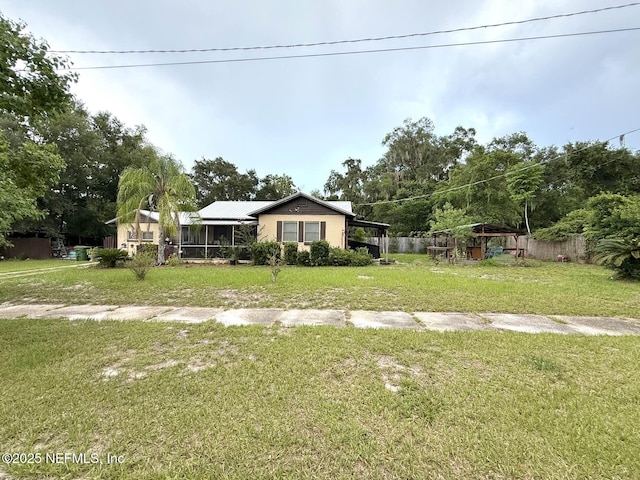 125 W Forest Park Dr, Palatka, FL 32177 - photo 1