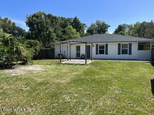 1005 Cabo Blanco Ave E, Jacksonville, FL 32233 - photo 5
