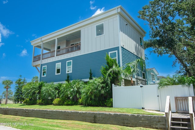 193 Lawn Ave, Saint Augustine, FL 32084 - photo 3