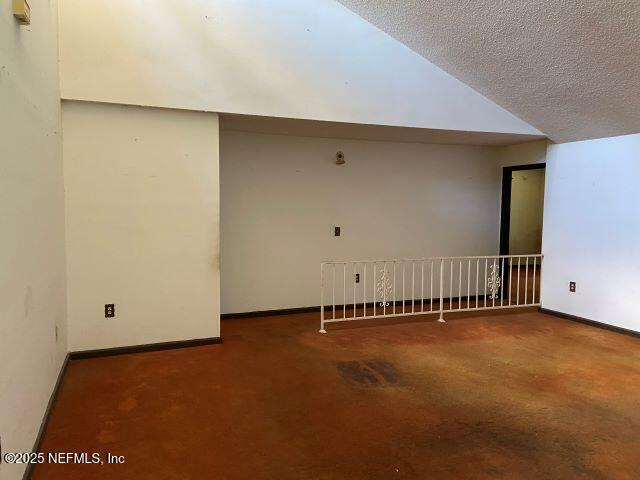 2121 Sessions Ln, Jacksonville, FL 32207 - photo 3