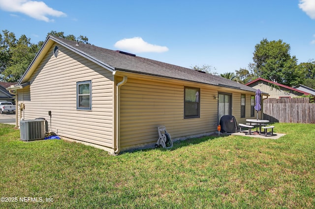 7987 Winterwood Ln, Jacksonville, FL 32210 - photo 23