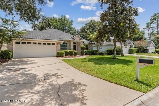 520 Sparrow Branch Cir, Jacksonville, FL 32259 - photo 5