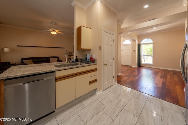 6104 Winding Bridge Dr, Jacksonville, FL 32277 - photo 18