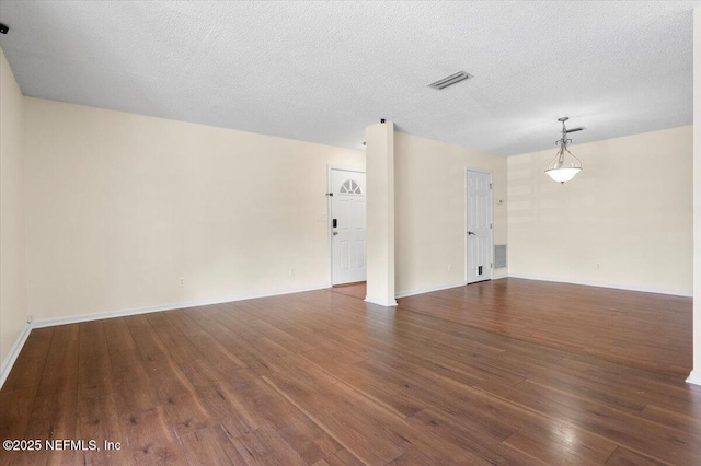 3765 Crown Point Rd Unit 8, Jacksonville, FL 32257 - photo 2