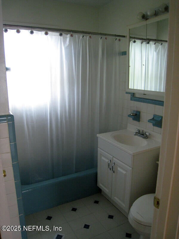 8044 Delaware Ave, Jacksonville, FL 32208 - photo 7