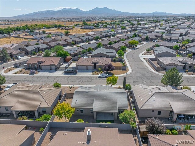 bird's eye view featuring a residential view and a mountain view