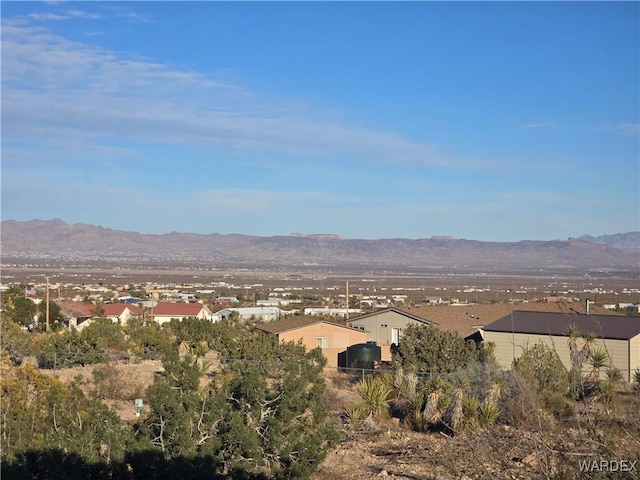 view of mountain feature with a residential view