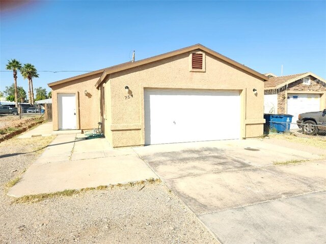 754 Swan Dr Unit 2, Bullhead City, AZ 86442 - photo 1
