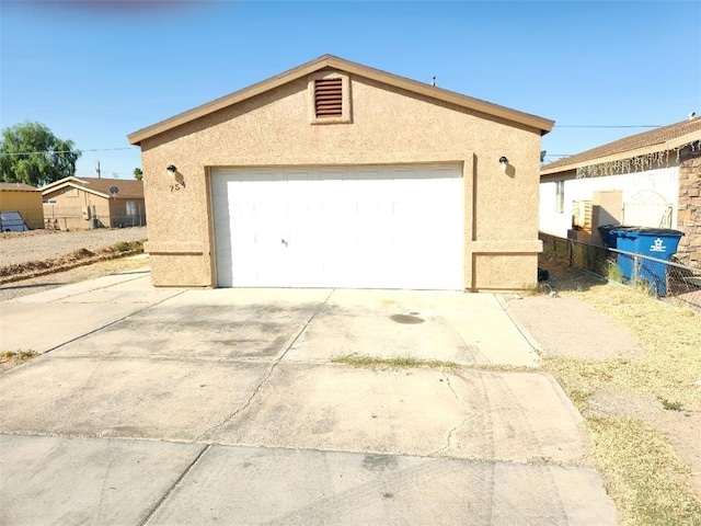 754 Swan Dr Unit 2, Bullhead City, AZ 86442 - photo 2
