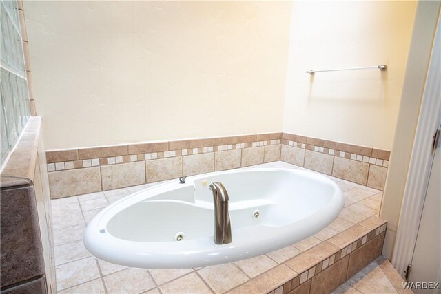 bathroom featuring a whirlpool tub