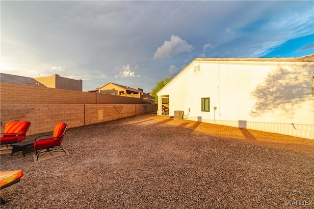 view of yard featuring a fenced backyard