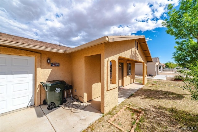 3144 N Prescott St, Kingman, AZ 86401 - entrance to property with stucco siding