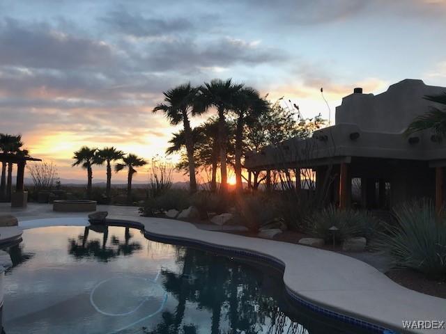 view of outdoor pool