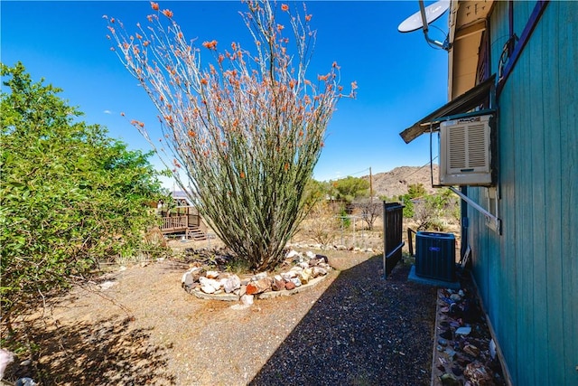 3345 W Smith Dr, Golden Valley, AZ 86413 - view of yard featuring central AC and fence