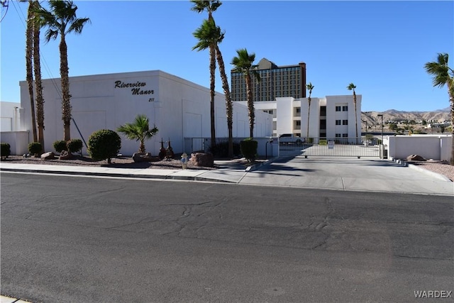 211 Moser Ave Unit 204, Bullhead City, AZ 86429 - photo 2