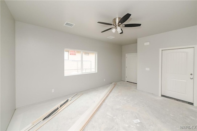 unfurnished bedroom featuring a closet, visible vents, and a ceiling fan