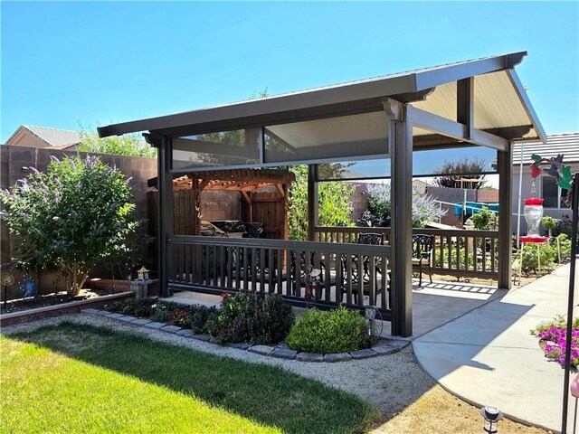 4132 Monte Silvano Ct, Kingman, AZ 86401 - view of home's community with a gazebo and a patio